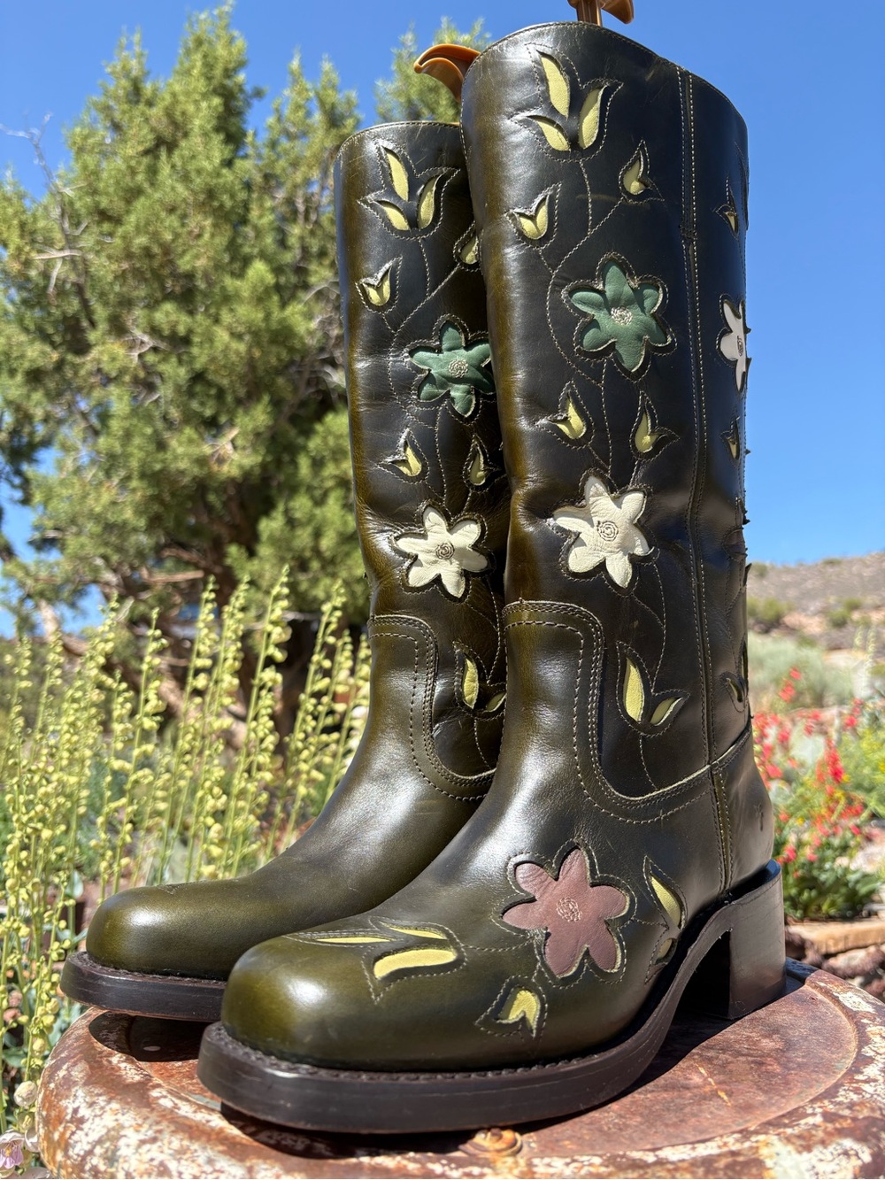 NWOT FRYE x Anthropologie Campus 14L Green Floral Cutout Boots - Picture 5 of 16